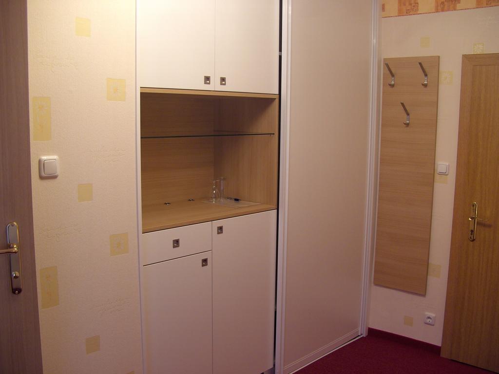 Fruehstueckspension Leopold Janu Senftenberg Kamer foto