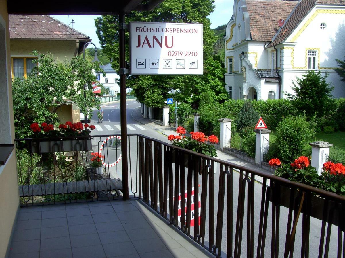 Fruehstueckspension Leopold Janu Senftenberg Buitenkant foto
